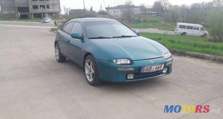 1995' Mazda 323 photo #1