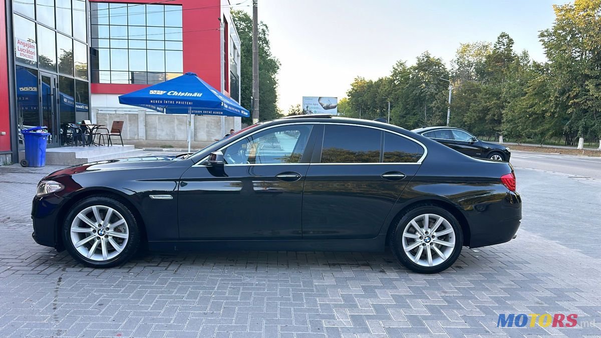 2014' BMW 5 Series photo #2