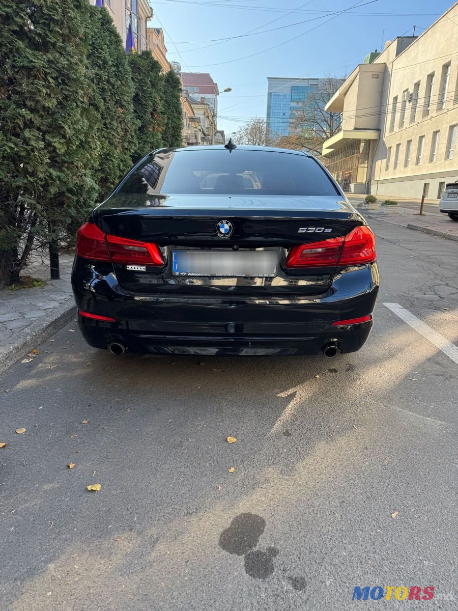 2018' BMW 5 Series photo #2