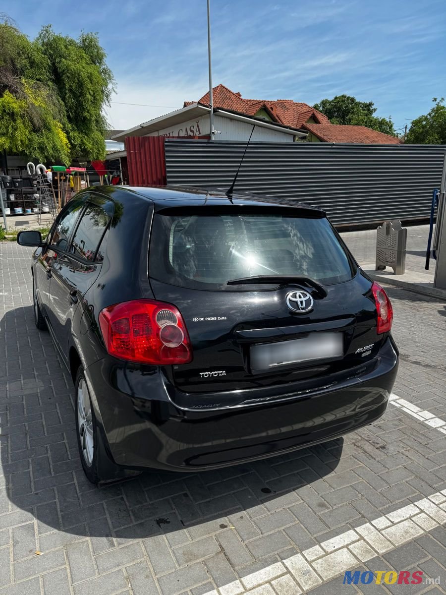 2008' Toyota Auris photo #6