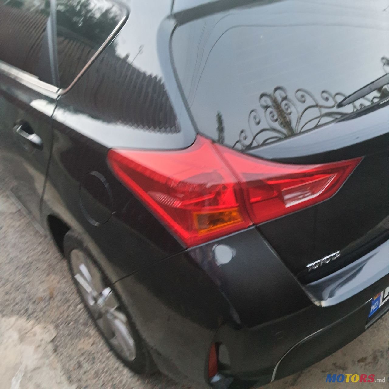 2013' Toyota Auris photo #1