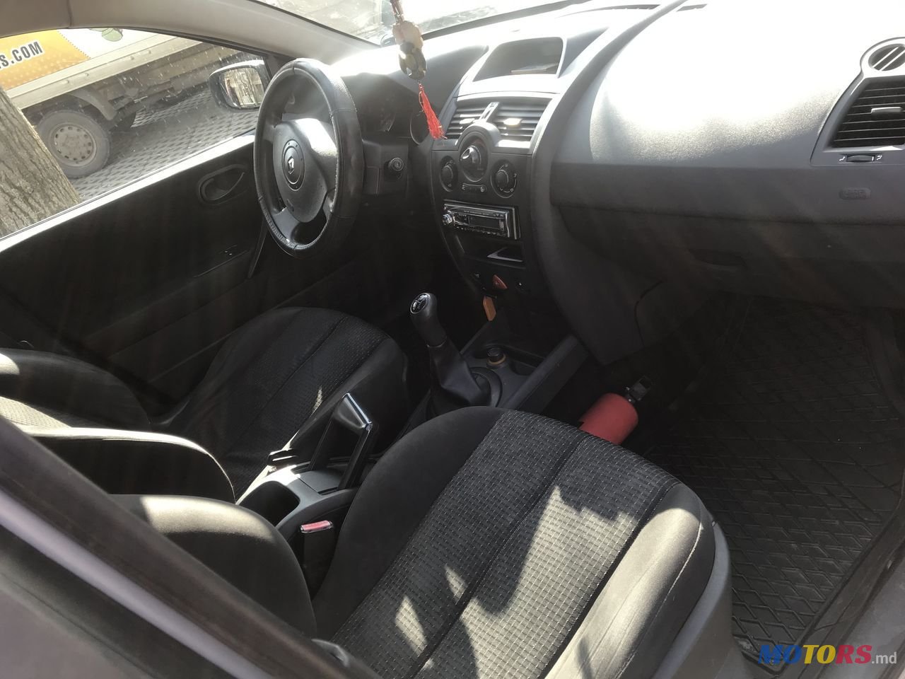 2005' Renault Megane photo #4