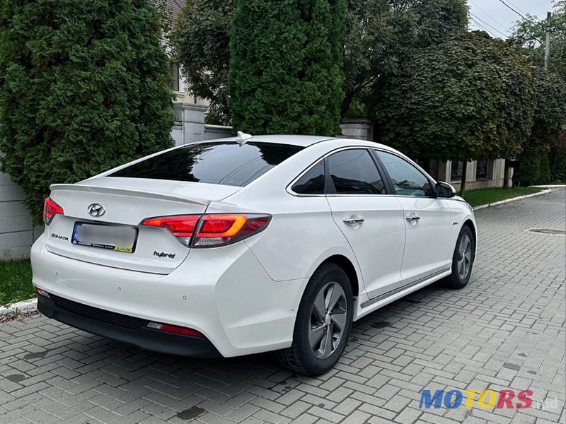 2015' Hyundai Sonata photo #3