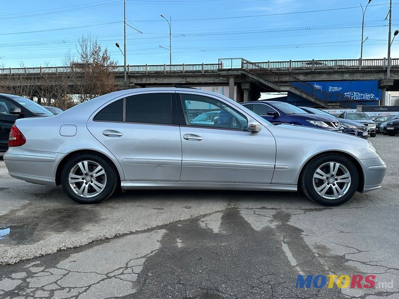 2003' Mercedes-Benz E Класс photo #4