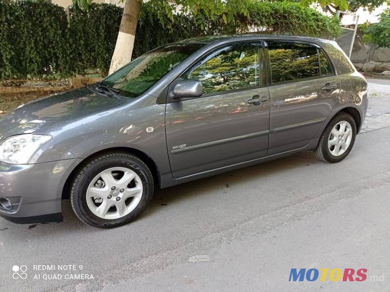 2006' Toyota Corolla photo #1