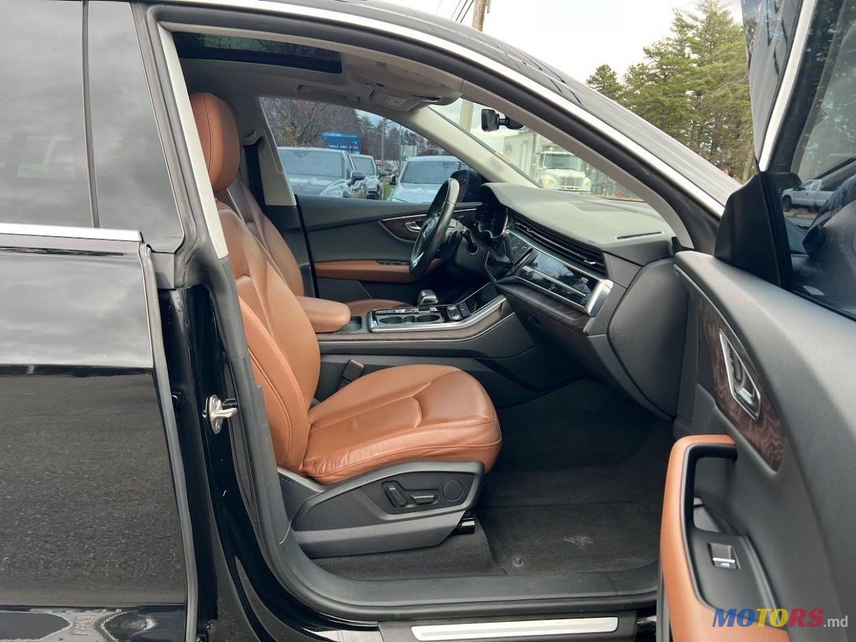 2018' Audi Q8 photo #4