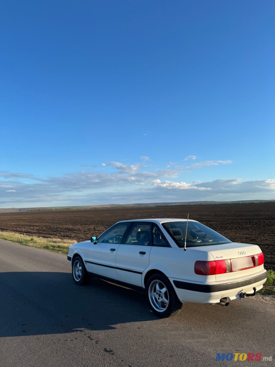 1992' Audi 80 photo #1
