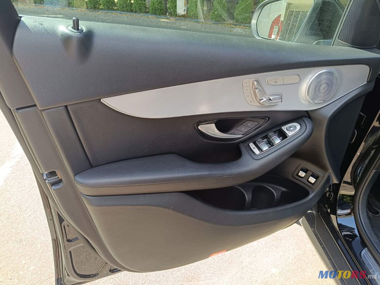 2019' Mercedes-Benz GLC photo #4