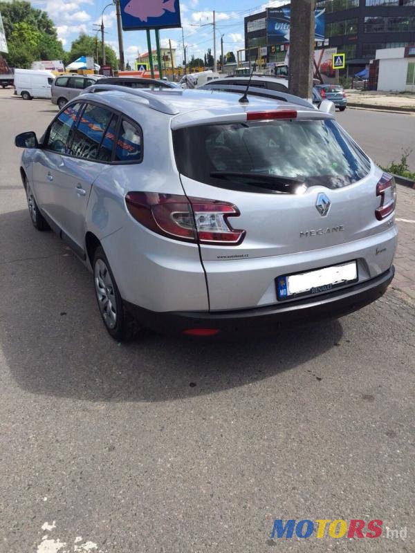 2010' Renault Megane photo #6