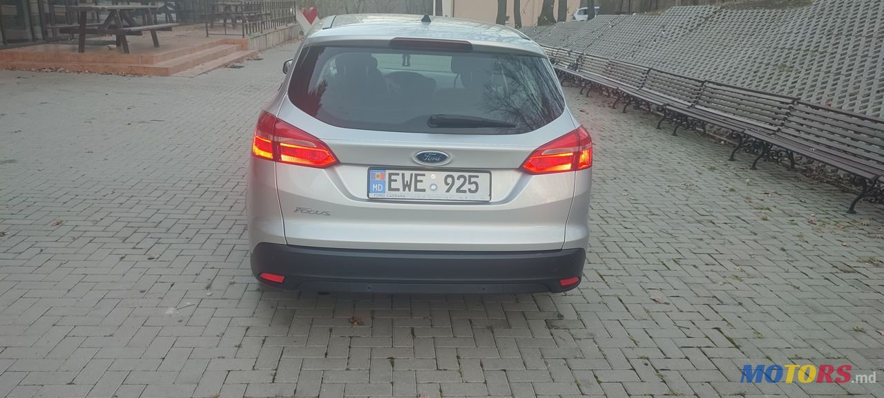 2015' Ford Focus photo #4