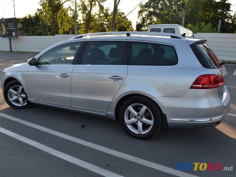 2014' Volkswagen Passat photo #5