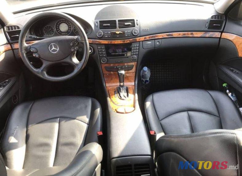 2008' Mercedes-Benz E photo #1