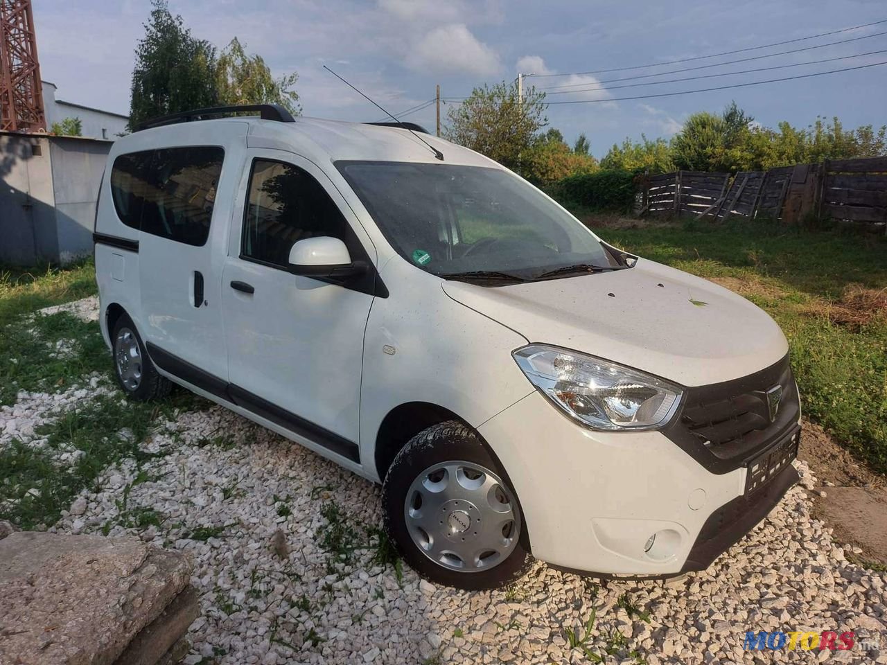 2015' Dacia Dokker photo #2