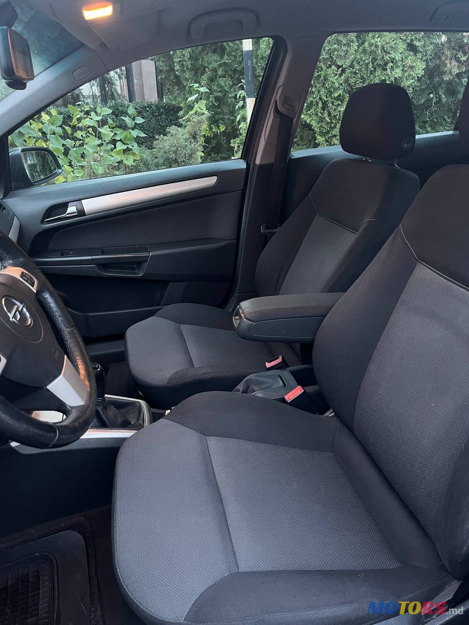 2007' Opel Astra H photo #4