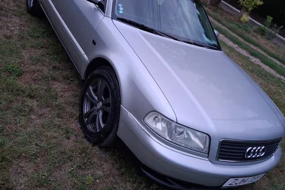 2000' Audi A8