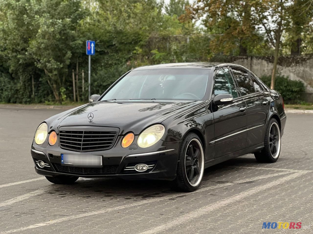 2002' Mercedes-Benz E-Class photo #6