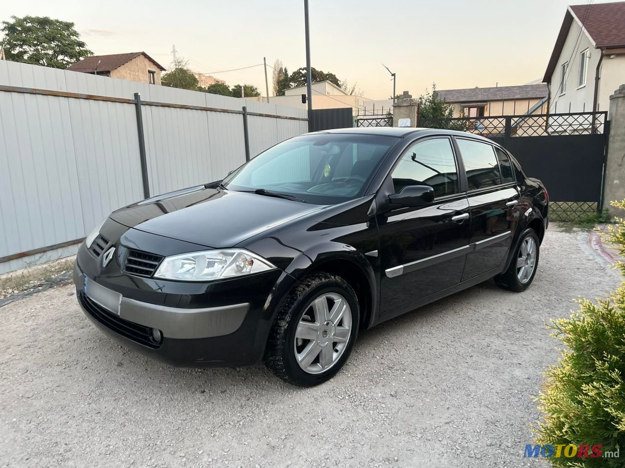 2004' Renault Megane photo #1