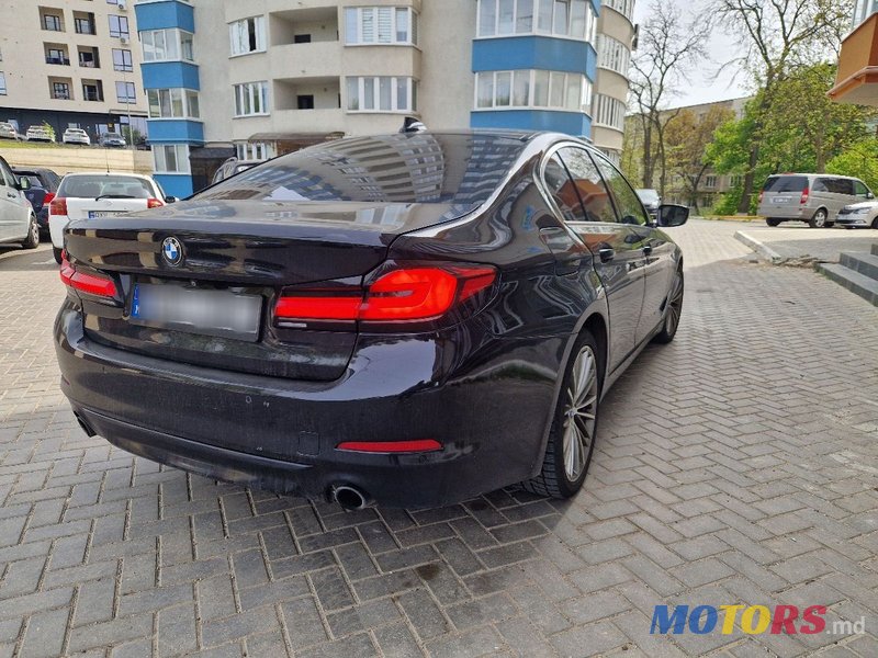 2019' BMW 5 Series photo #6