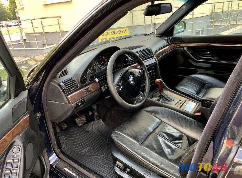 2001' BMW 7 photo #1