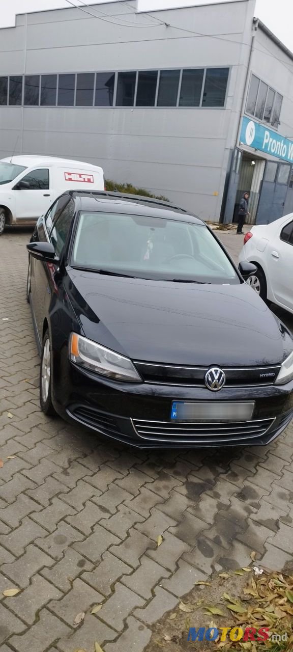 2013' Volkswagen Jetta photo #3