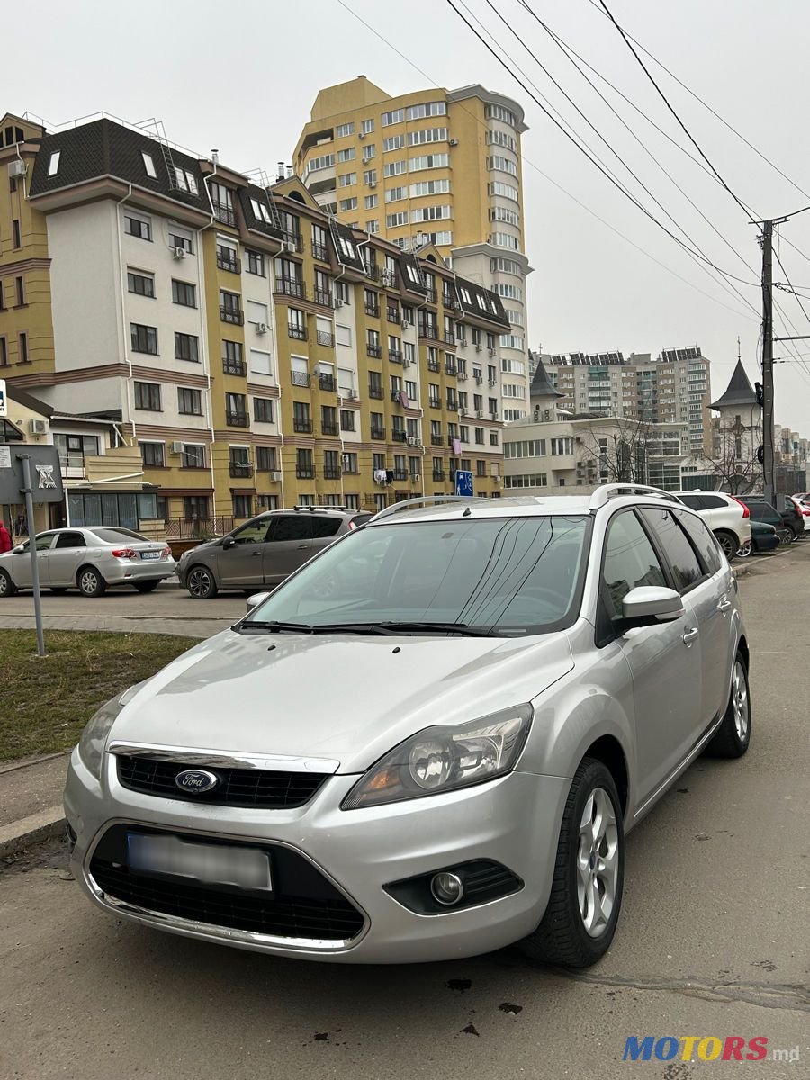 2010' Ford Focus photo #1