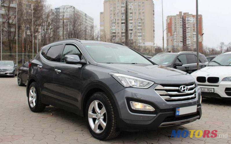 2013' Hyundai Santa Fe photo #1