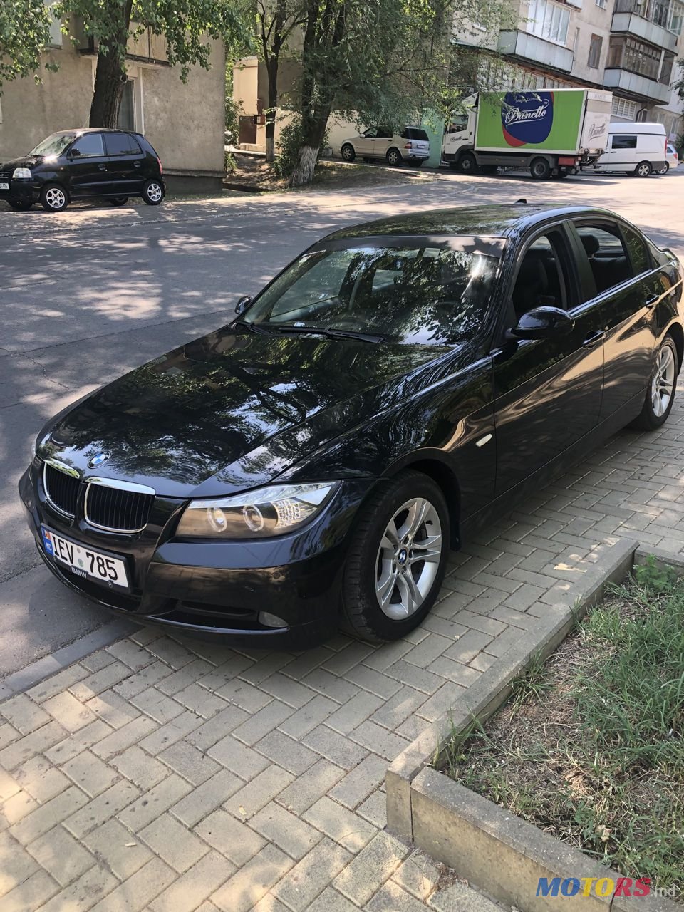 2008' BMW 3 Series photo #2