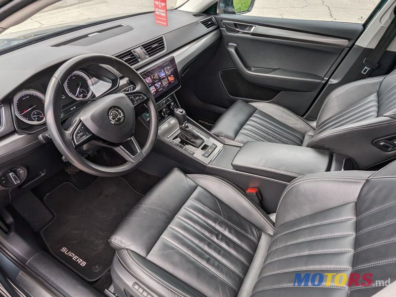 2020' Skoda Superb photo #4