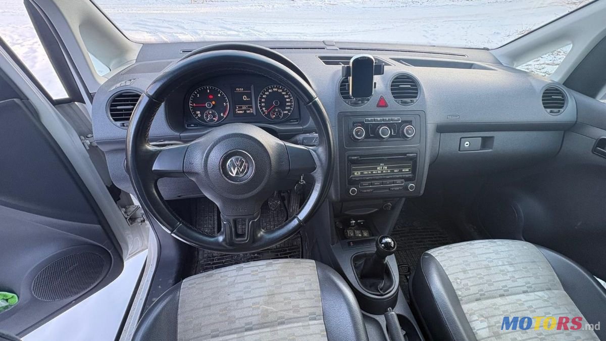 2012' Volkswagen Caddy photo #3