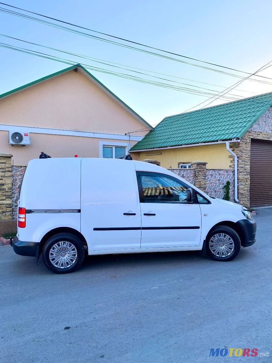 2015' Volkswagen Caddy photo #3