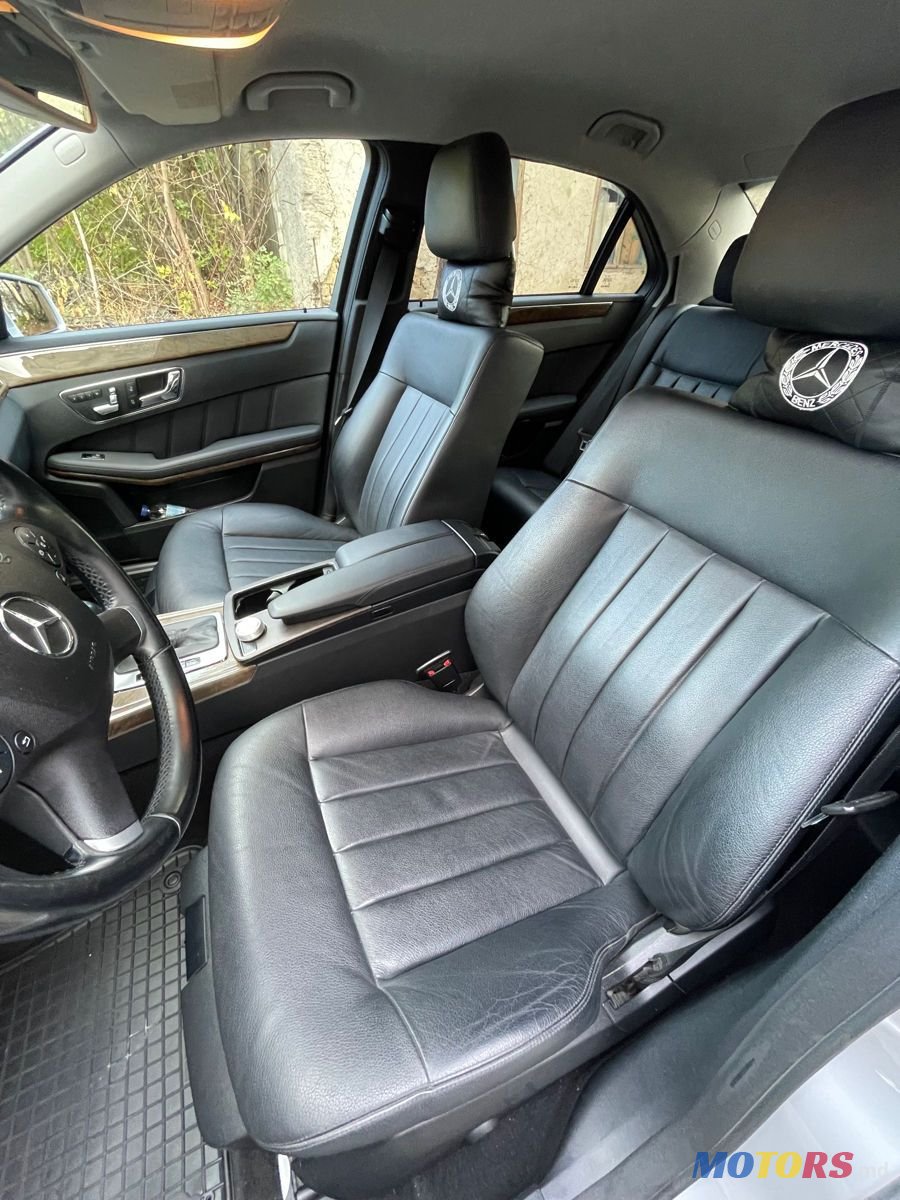 2009' Mercedes-Benz E Класс photo #6