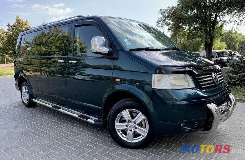 2005' Volkswagen Transporter photo #1