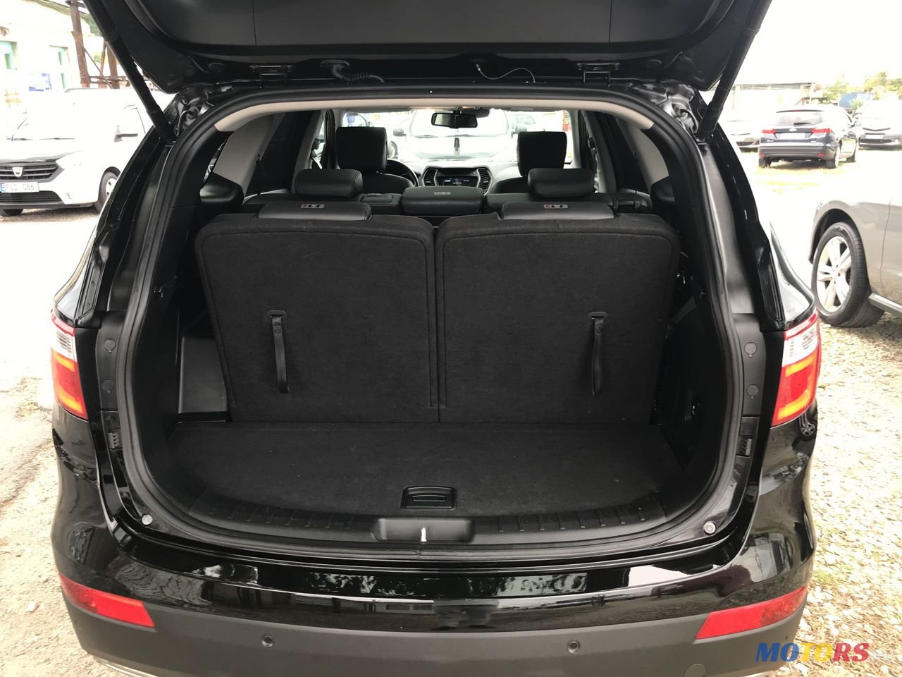 2015' Hyundai Santa Fe photo #4