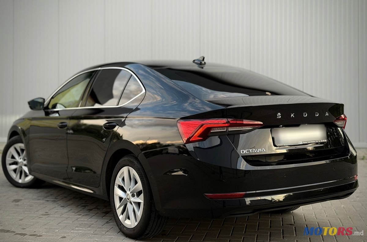 2021' Skoda Octavia photo #4