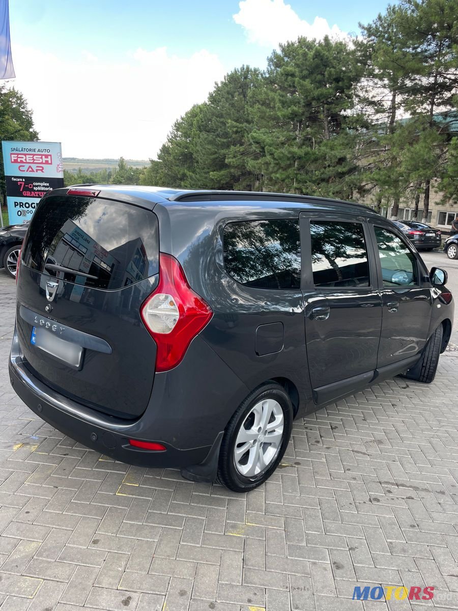 2012' Dacia Lodgy photo #3