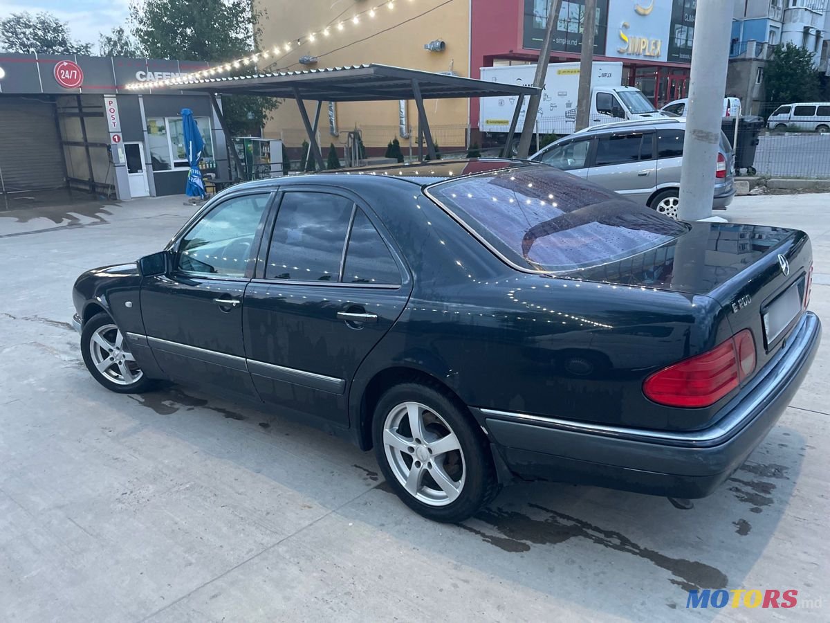 1997' Mercedes-Benz E Класс photo #3