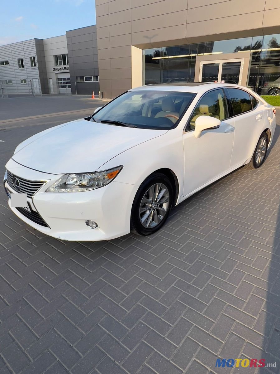 2015' Lexus Es Series photo #2