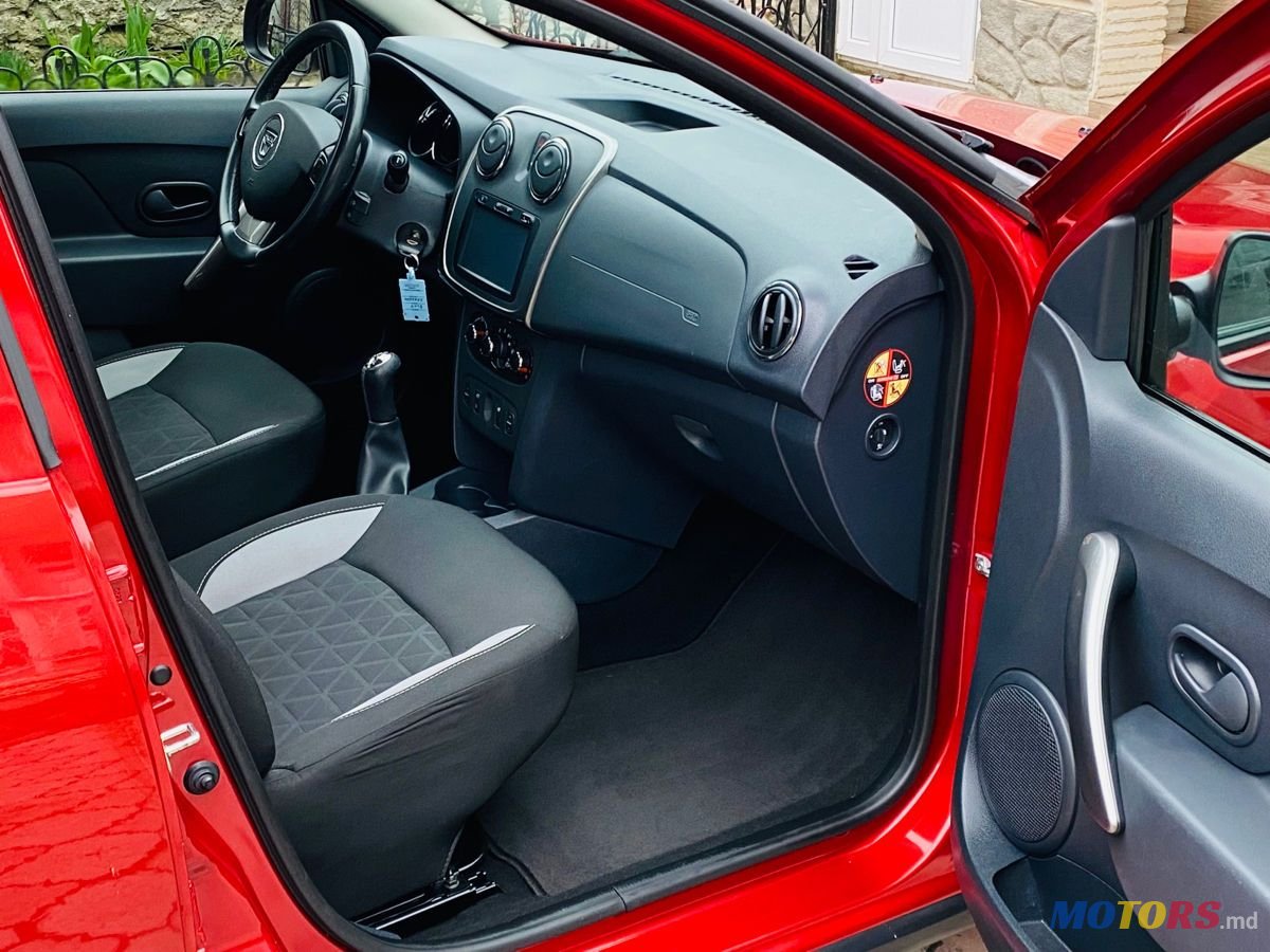 2016' Dacia Sandero Stepway photo #6
