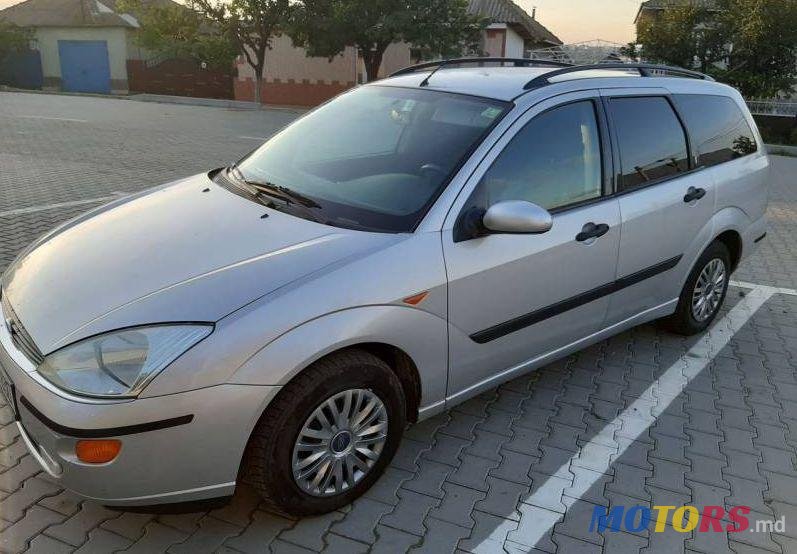 2000' Ford Focus photo #1