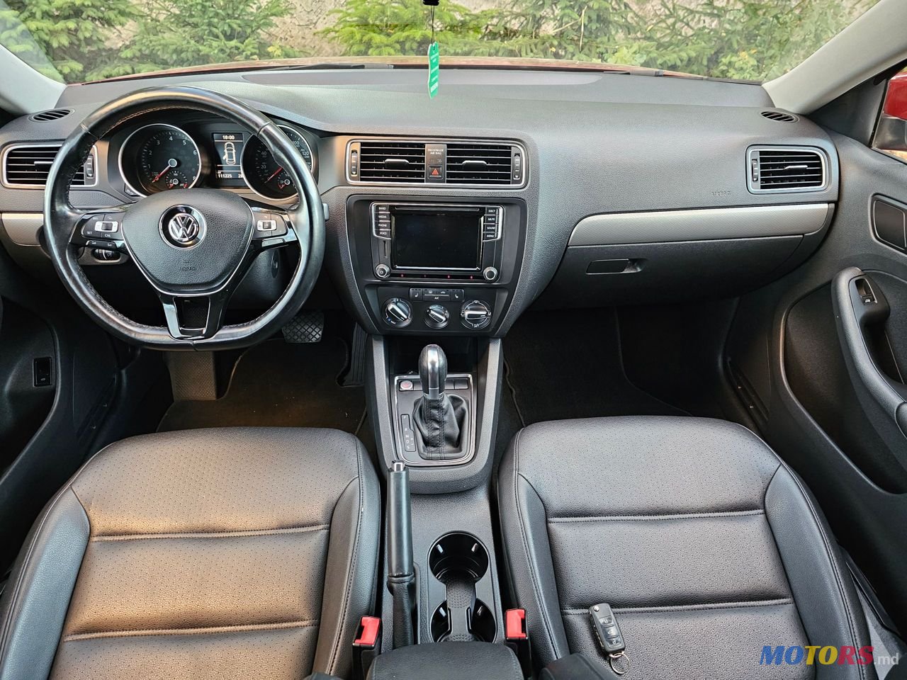 2017' Volkswagen Jetta photo #5