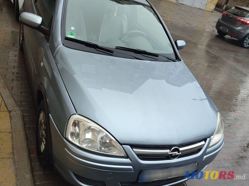 2005' Opel Corsa photo #2