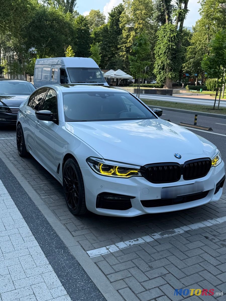 2019' BMW 5 Series photo #4