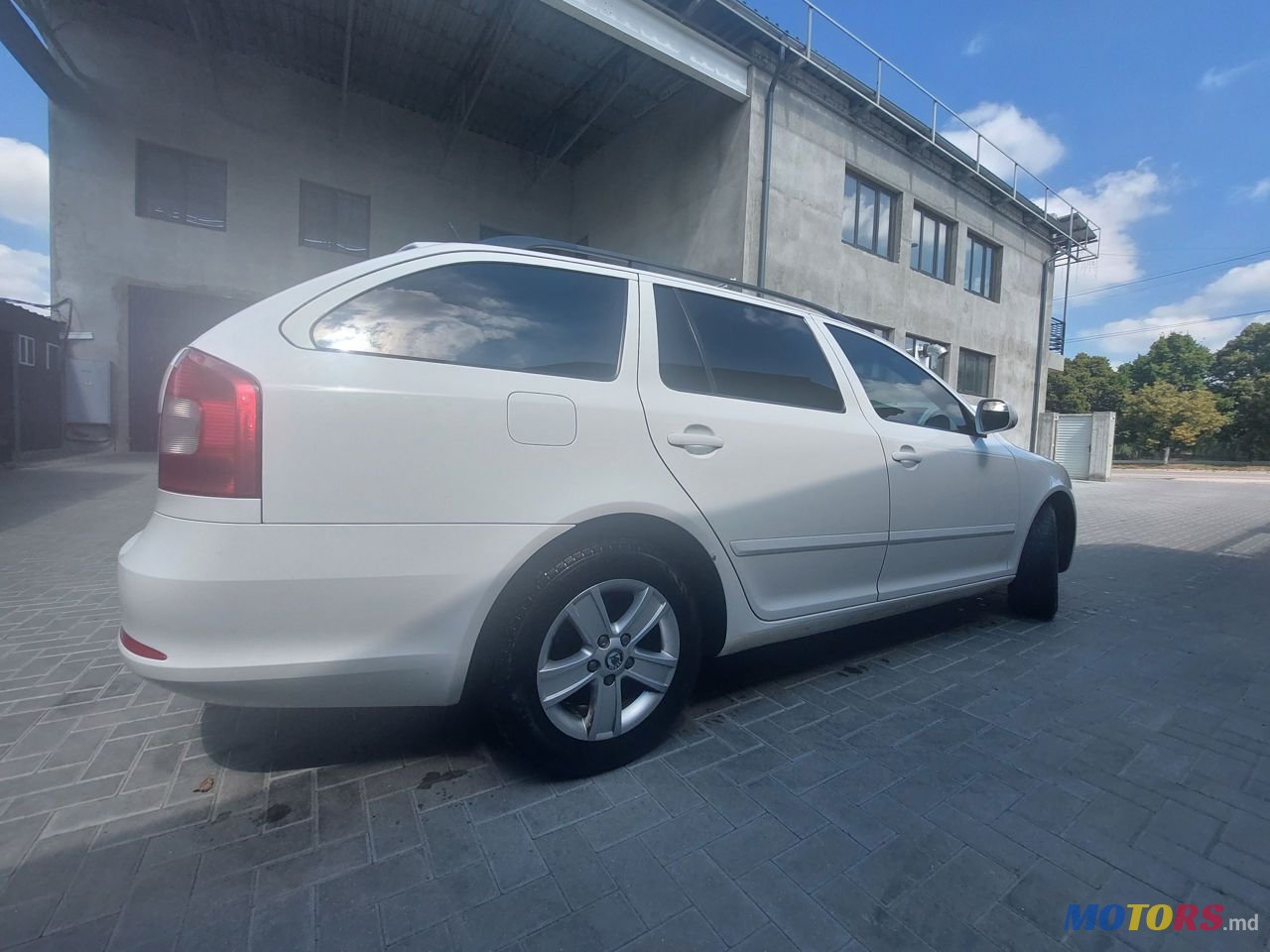 2011' Skoda Octavia photo #4