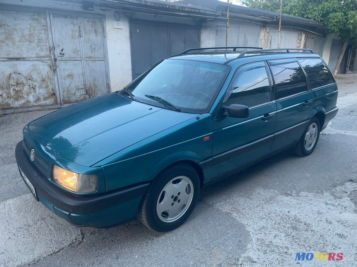 1992' Volkswagen Passat photo #4