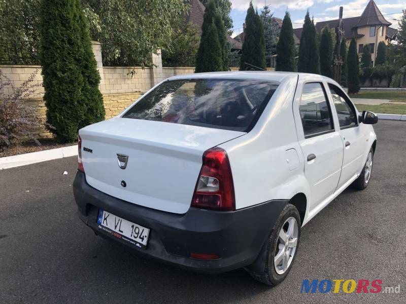 2013' Dacia Logan photo #4