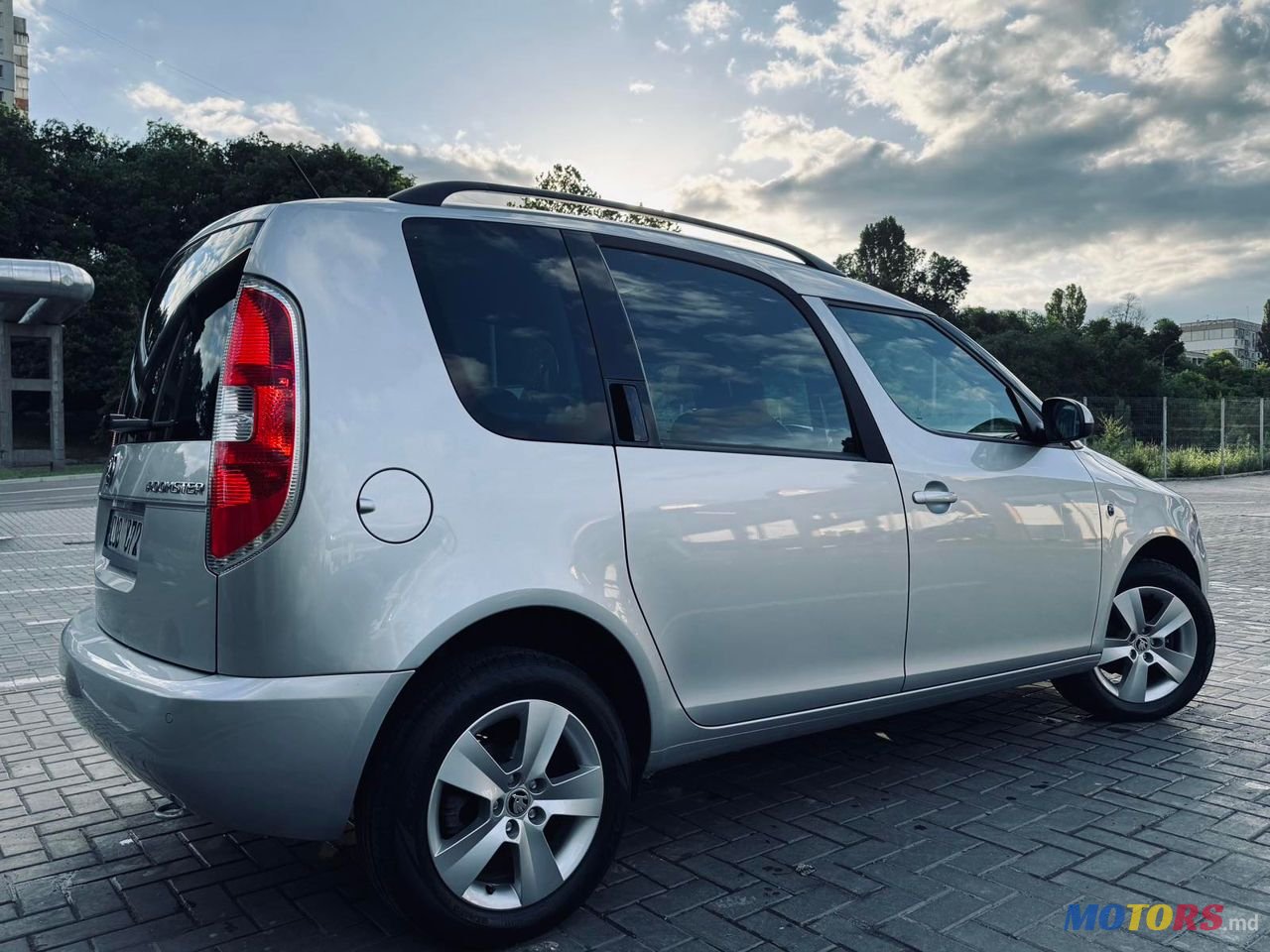 2015' Skoda Roomster photo #3