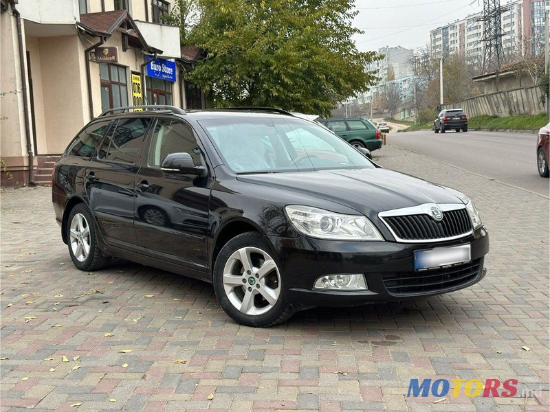 2011' Skoda Octavia photo #1