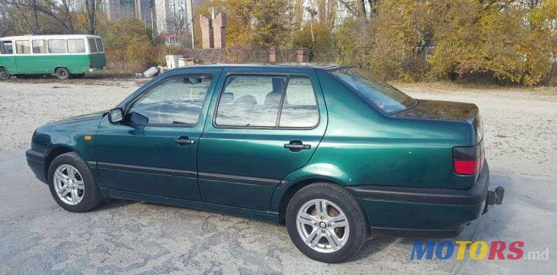 1996' Volkswagen Vento photo #4
