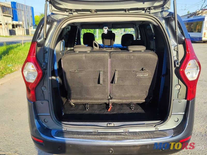 2015' Dacia Lodgy photo #2