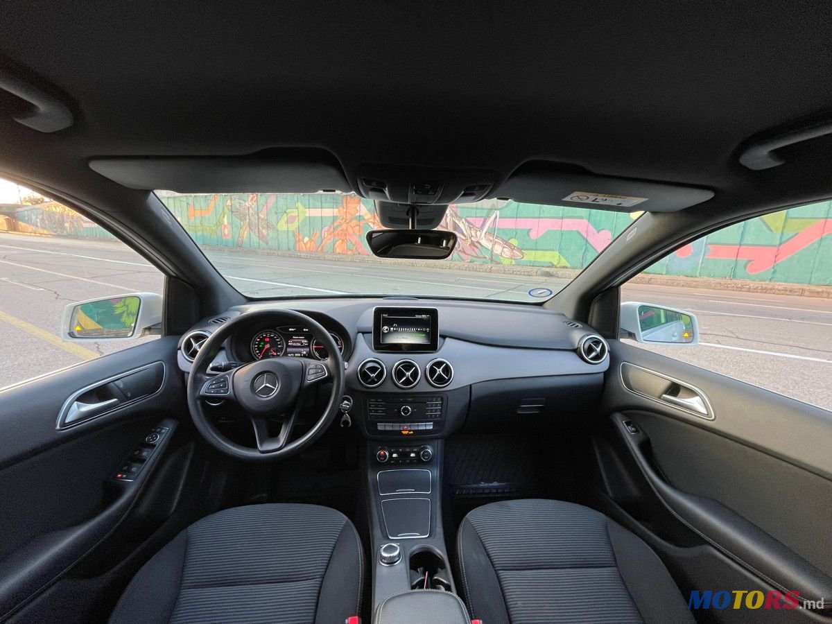 2014' Mercedes-Benz B-Class photo #5